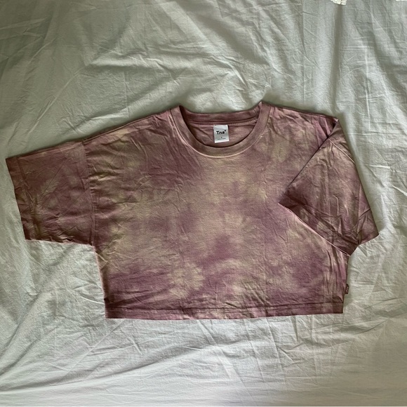 Aritzia TNA laid back tee - Picture 4 of 7
